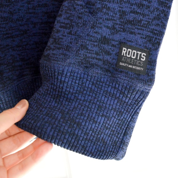 ROOTS Sz Small blue sweater - Picture 3 of 6